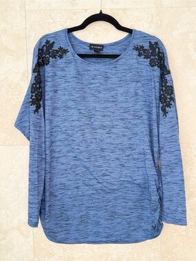 I.N. Studio Blue Heathered Knit Top Black Lace Shoulder Detail XL